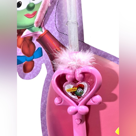 Veggietales Pink Princess Crown Tiara Light Up Wand Sweet Pea Beauty Petunia - Picture 3 of 6